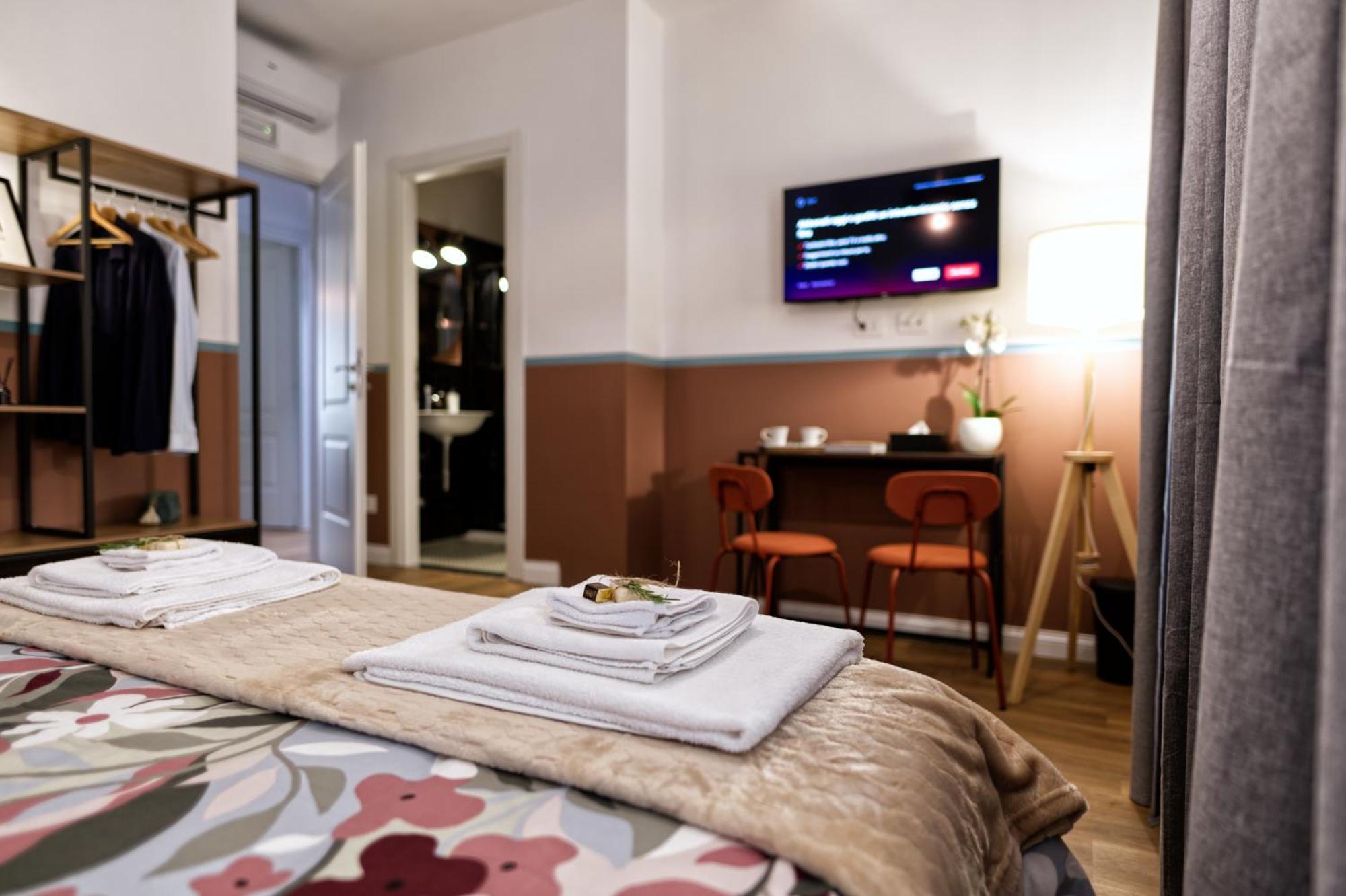 Savi Guest House Metro B S Paolo Rome Exterior photo